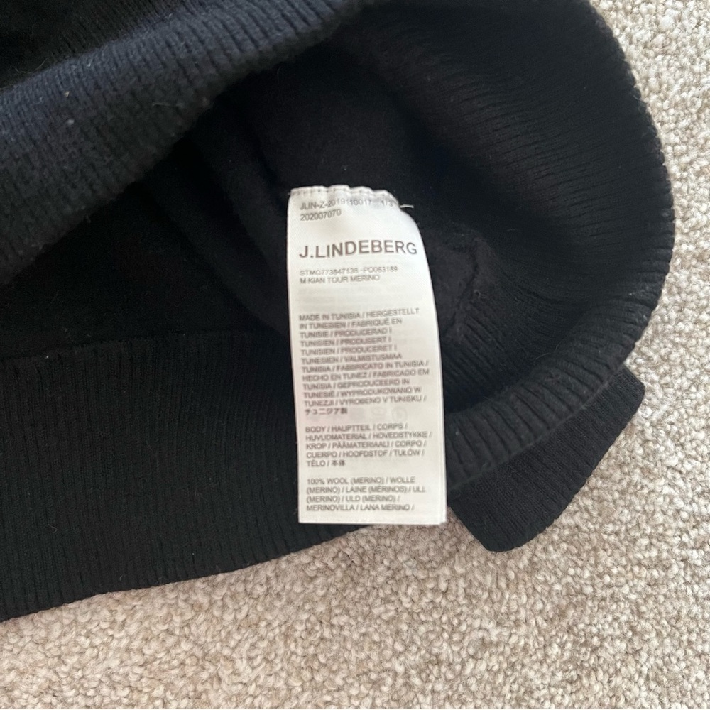 SOLDJ. Lindeberg 100% Wool Black Quarter-Zip Women's Golf Sweater Small - Picture 4 of 7